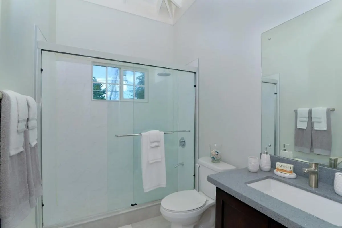 Ferienhaus Elevated Hilltop - Serene Retreat Near Ocho Rios Boscobel Jamaika